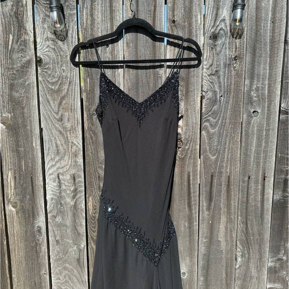 J Kara Black Silver Beaded Asymmetrical Cami Dress With V Neck size 8 like new - Picture 4 of 15